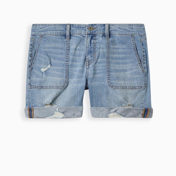 *Torrid Mid Rise 5 inch inseam Vintage stretch Denim Shorts Size 24 - Picture 3 of 3